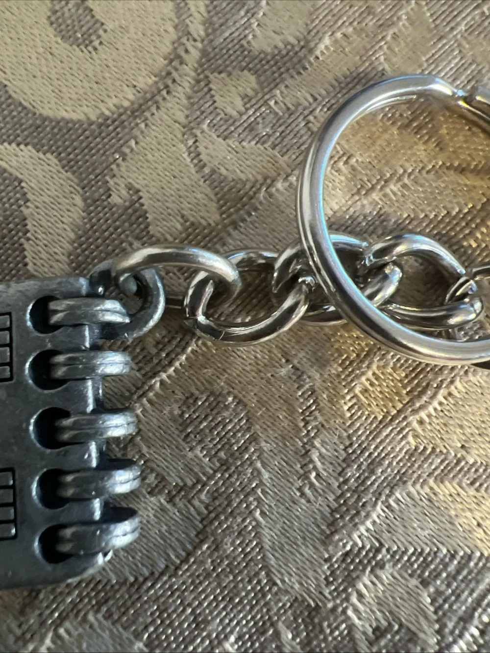 Pewter Keychain: Wolfgang Amadeus Mozart Music Notes
